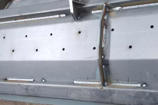 還田機(jī)外殼